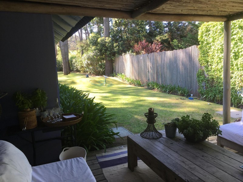 Muy linda casa en Montoya con pileta